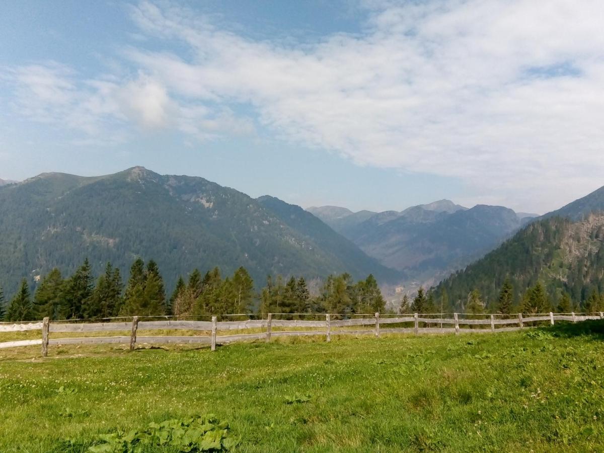 B&B Pra' Dei Cervi Telve Exteriör bild