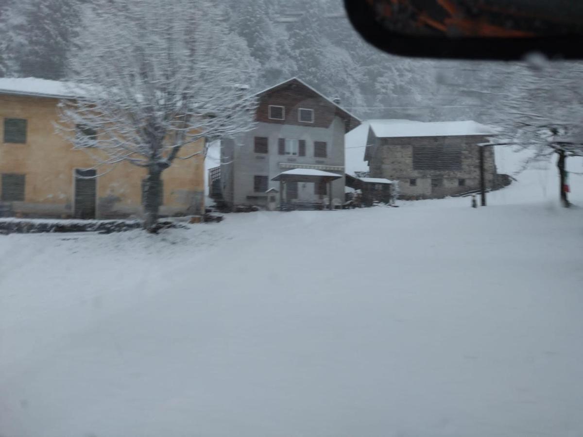 B&B Pra' Dei Cervi Telve Exteriör bild